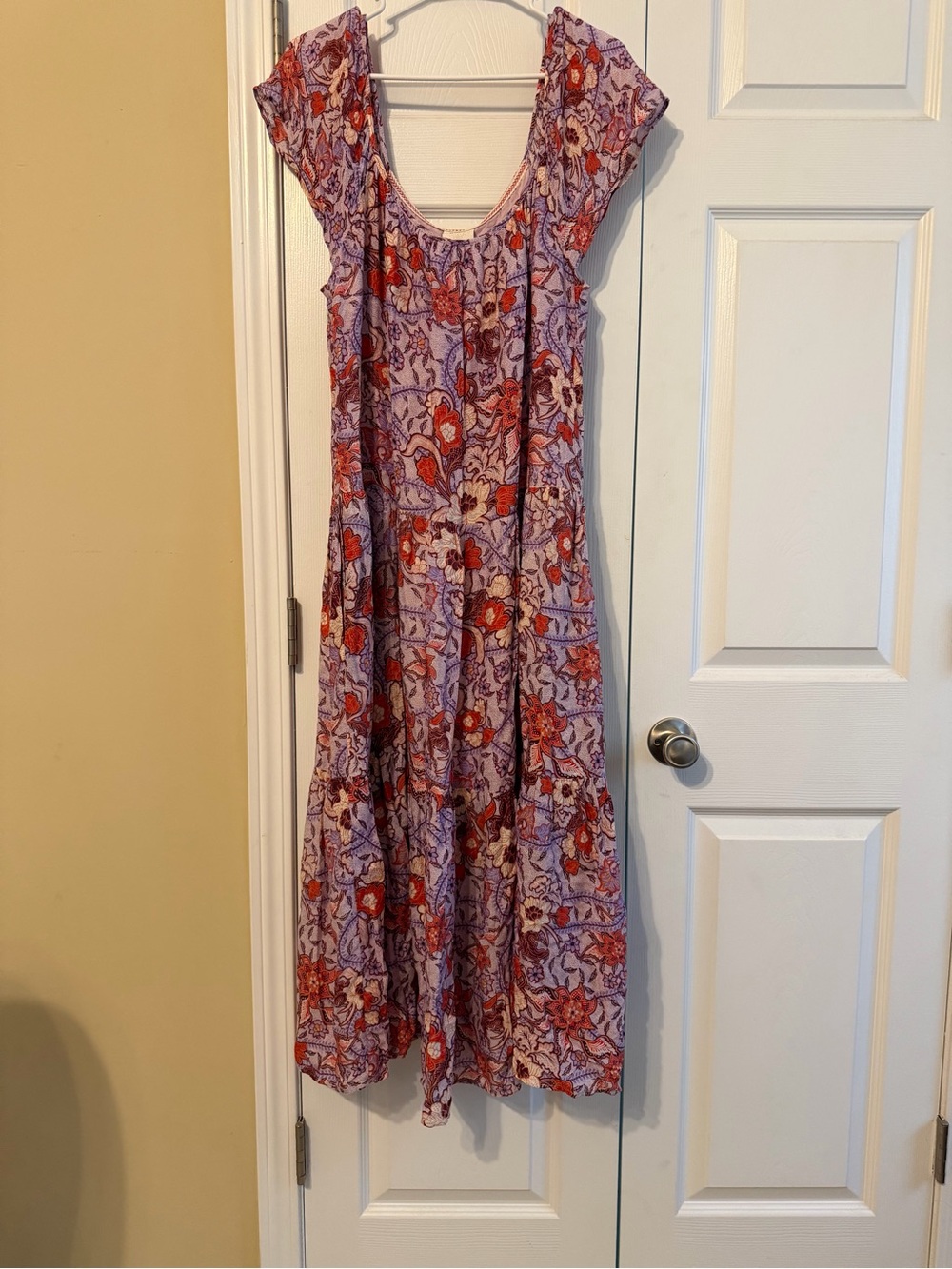 Knox Rose Lavender Midi Dress with Red Floral Print